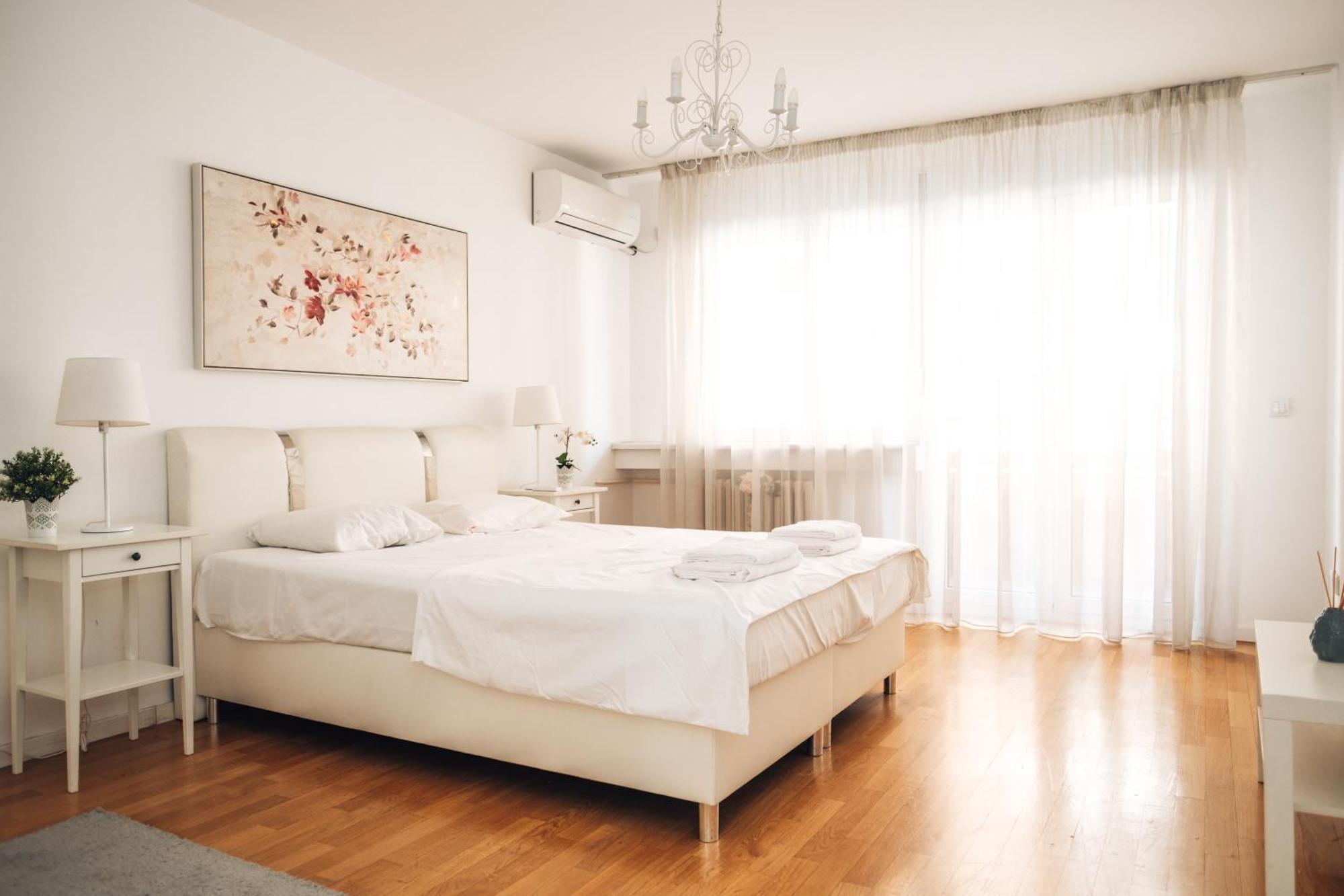 Crown Central Three Bedroom Apartment Bělehrad Exteriér fotografie