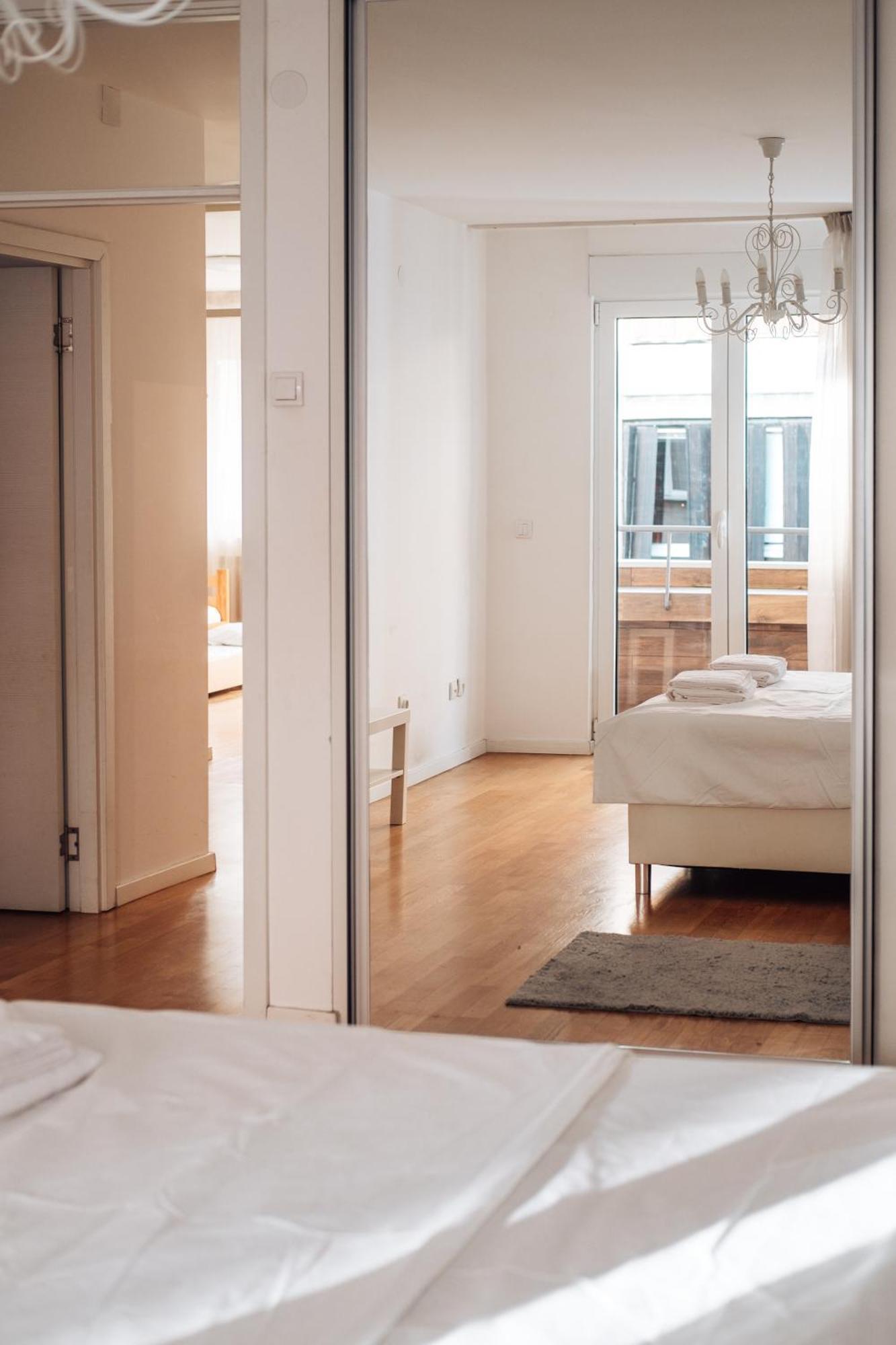 Crown Central Three Bedroom Apartment Bělehrad Exteriér fotografie