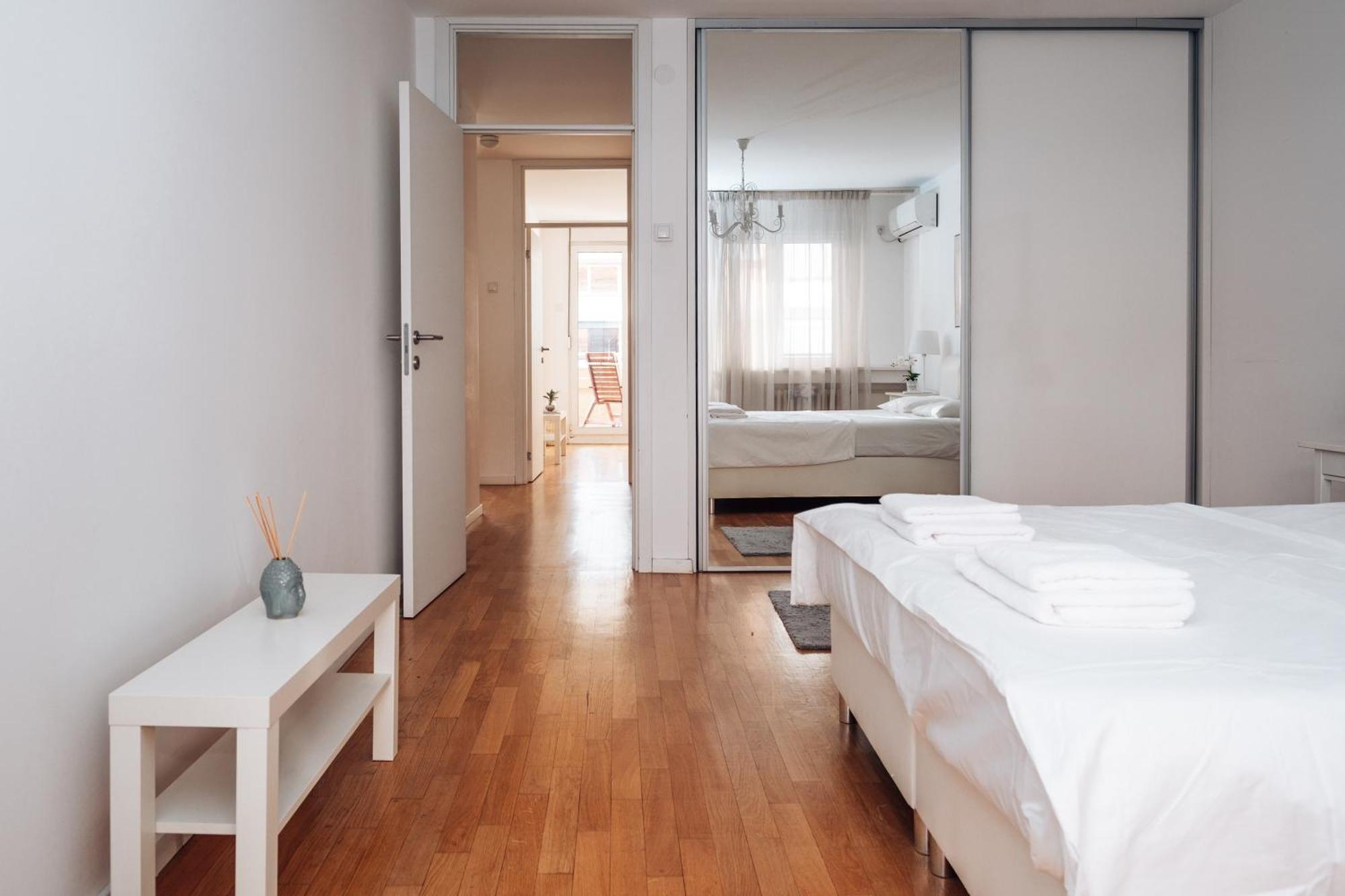 Crown Central Three Bedroom Apartment Bělehrad Exteriér fotografie