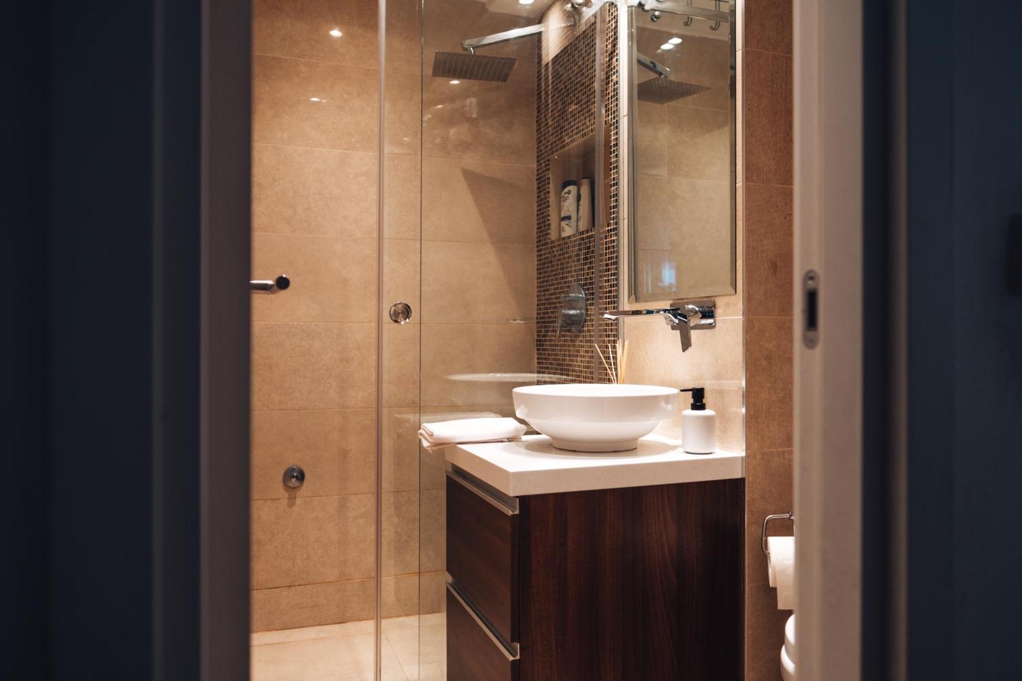 Crown Central Three Bedroom Apartment Bělehrad Exteriér fotografie
