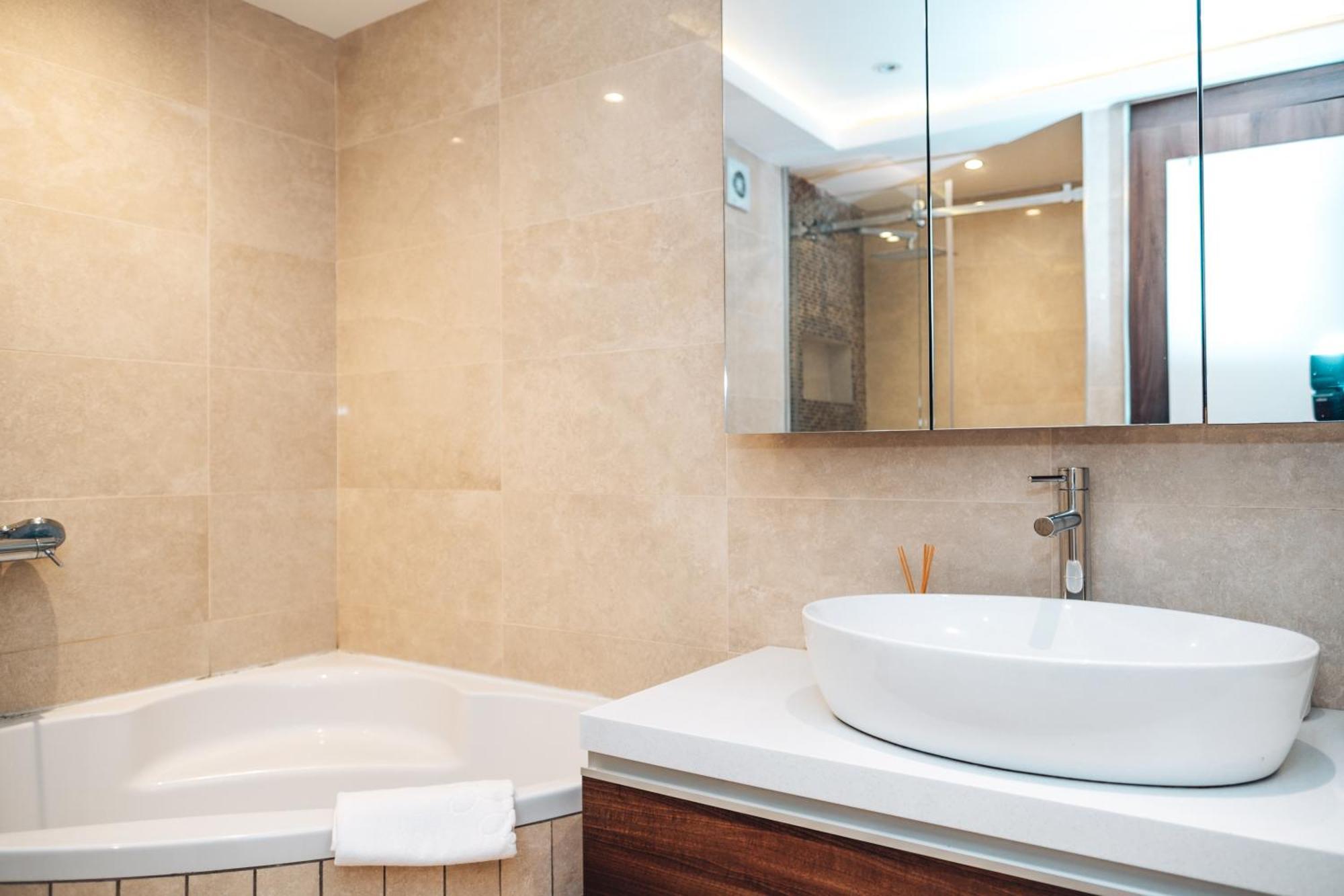 Crown Central Three Bedroom Apartment Bělehrad Exteriér fotografie